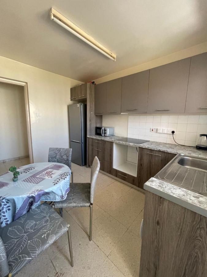 Ptolemaidos Cosy Family Apartment Larnaca Buitenkant foto